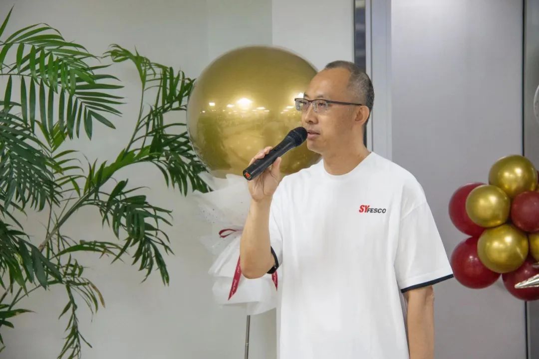 蓄力三十載 凝心再出發(fā)——沈陽(yáng)外服三十周年慶?；顒?dòng)